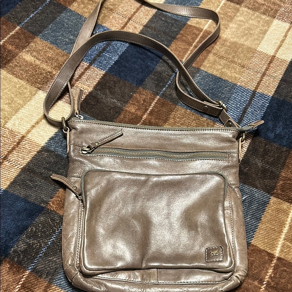 🐾Wise Owl Metallic Grey Crossbody Bag
